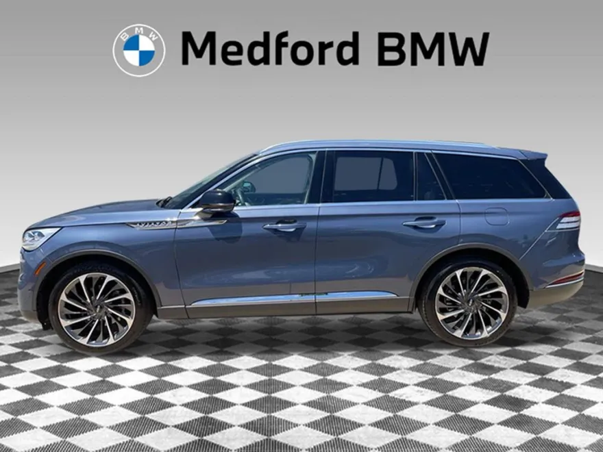 2021 Lincoln Aviator Reserve photo 1
