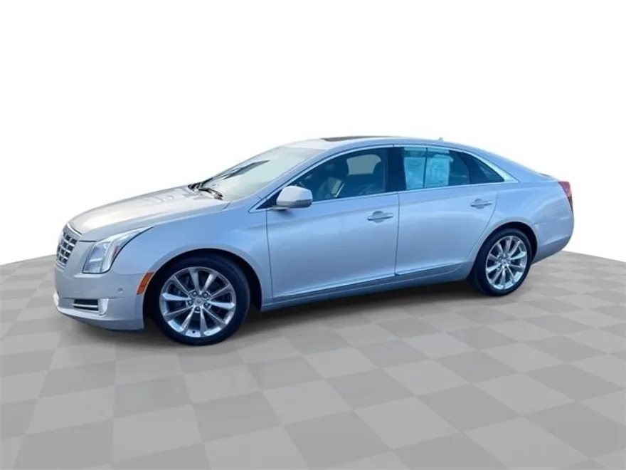 2014 Cadillac XTS Luxury photo 1