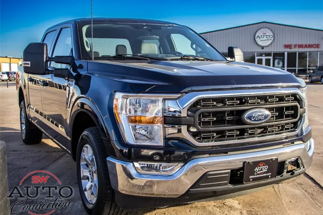 2022 Ford F-150 XLT photo 1