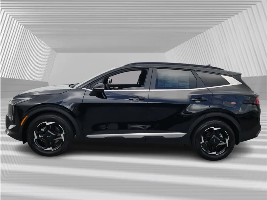 2026 Kia Sportage EX photo 1
