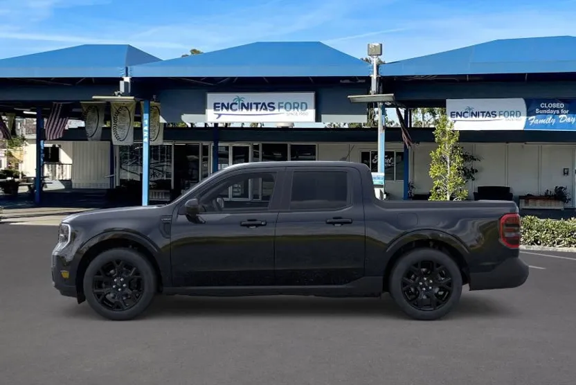2025 Ford Maverick Lariat photo 1