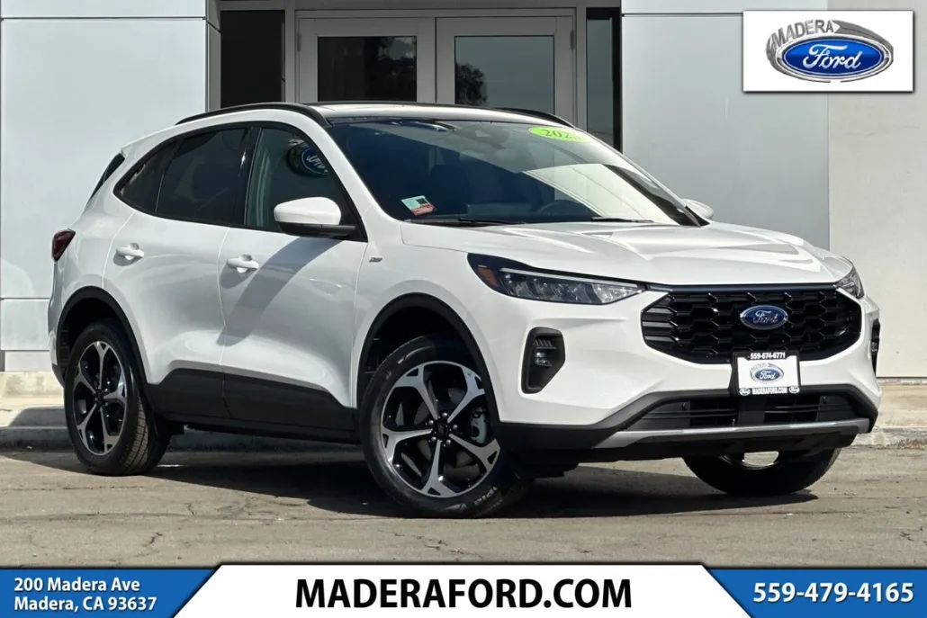 2025 Ford Escape ST-Line Select photo 1
