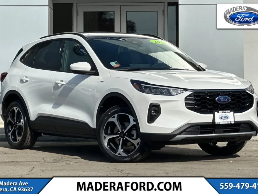 2025 Ford Escape ST-Line Select photo 1