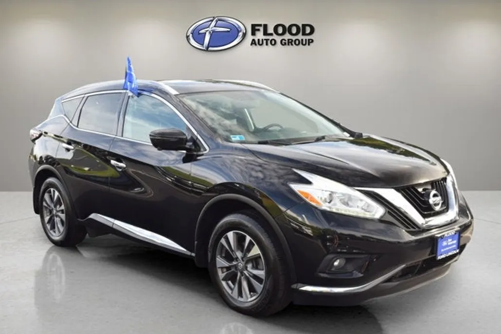 2017 Nissan Murano SL photo 1