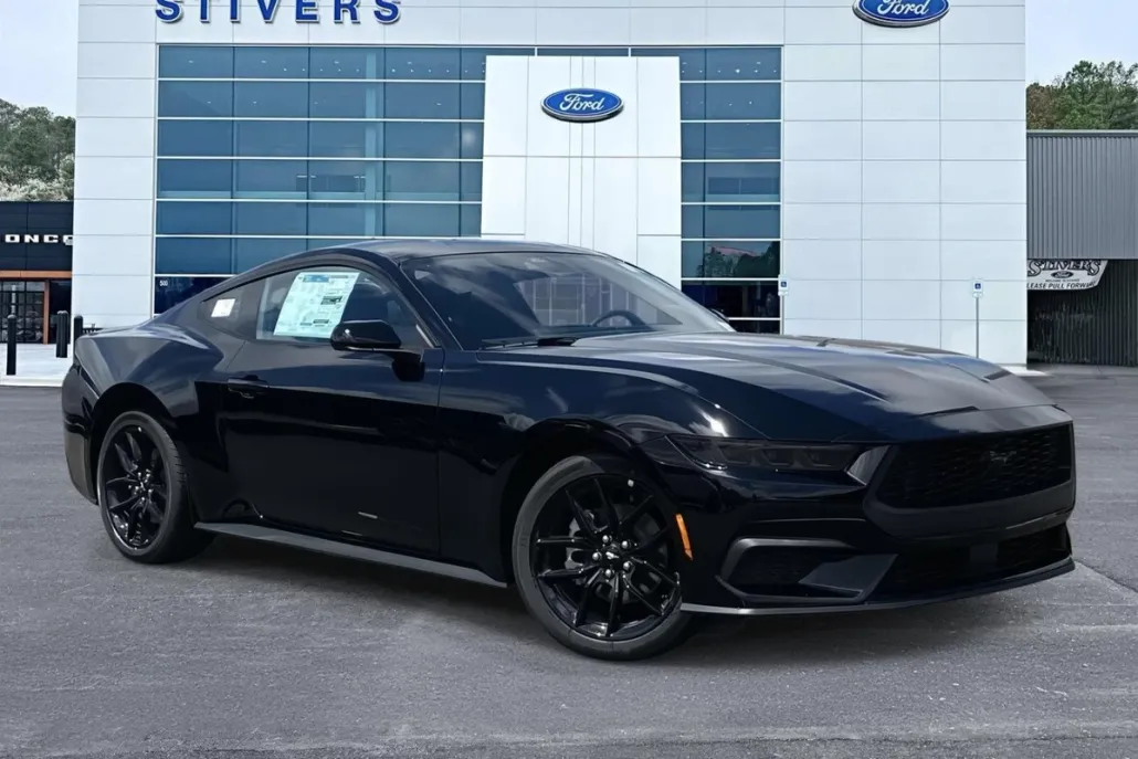 2025 Ford Mustang EcoBoost Premium photo 1