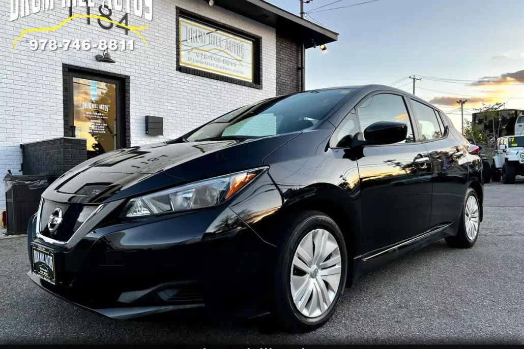 2020 Nissan Leaf S photo 1