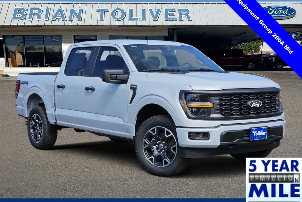 2025 Ford F-150 STX photo 1