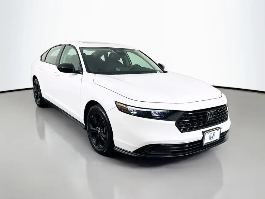 2025 Honda Accord 1.5T SE photo 1