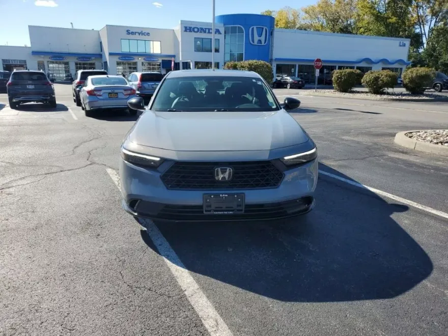 2023 Honda Accord Hybrid Sport-L photo 1