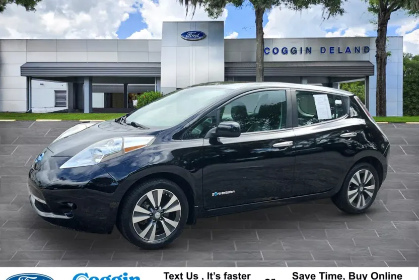 2015 Nissan Leaf SV photo 1