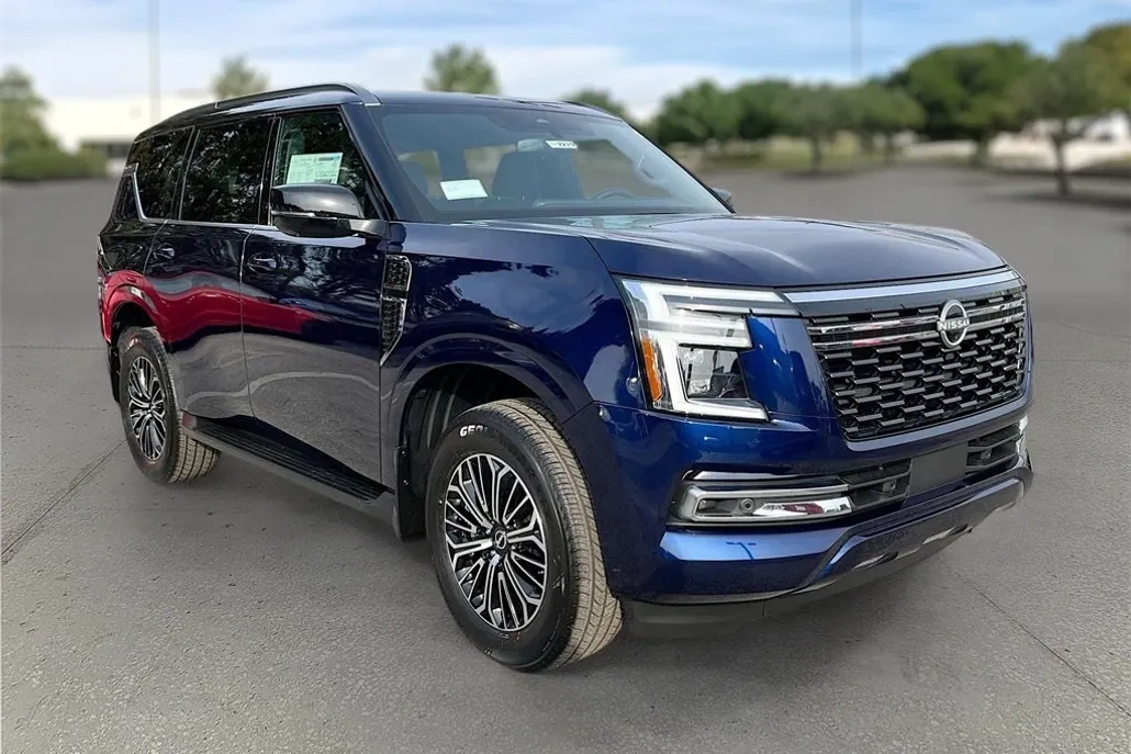 2025 Nissan Armada SL photo 1