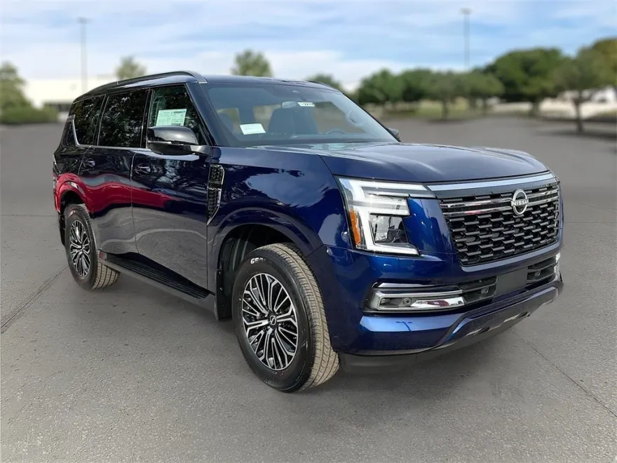 2025 Nissan Armada SL photo 1