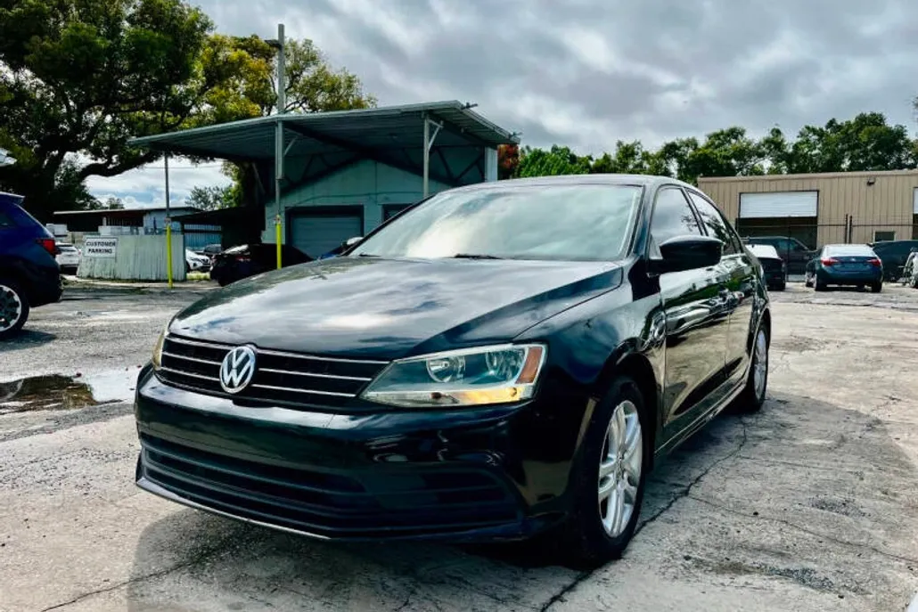 2017 Volkswagen Jetta 1.4T S photo 1