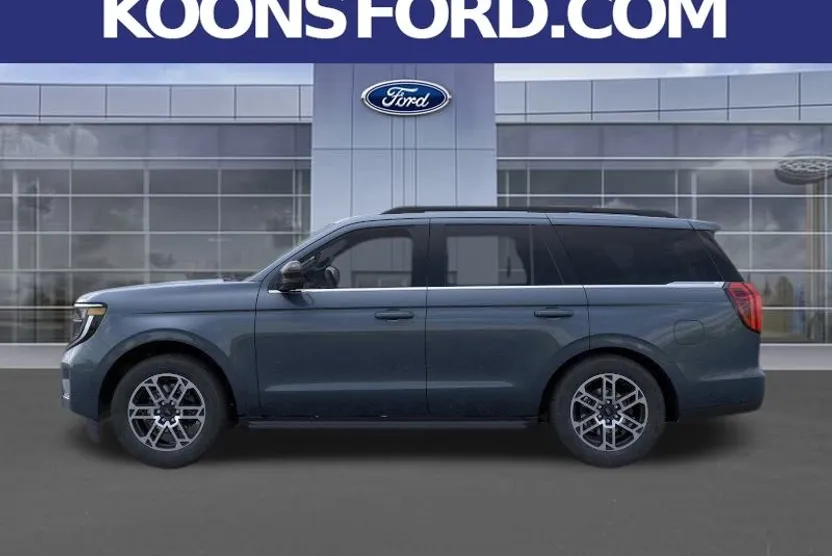 2025 Ford Expedition photo 1