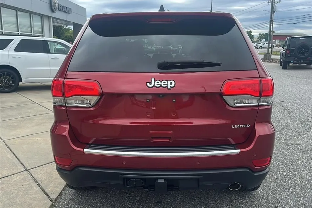 2015 Jeep Grand Cherokee Limited photo 1