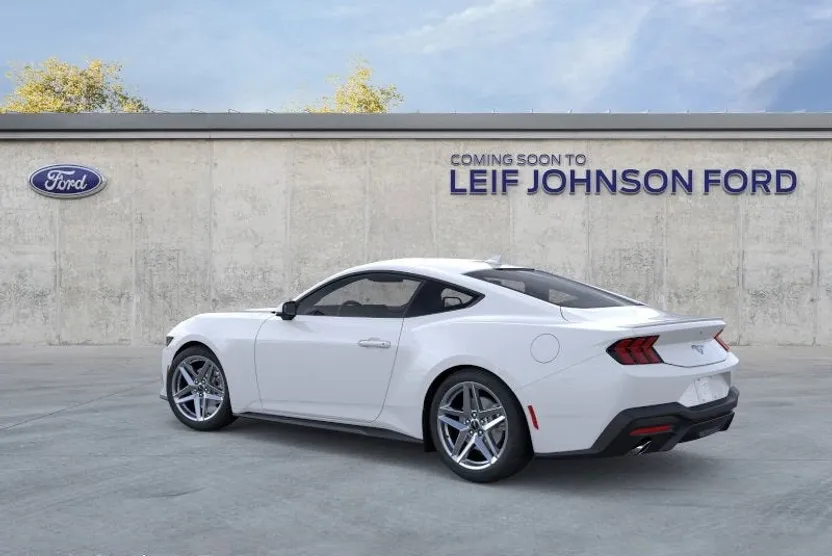 2025 Ford Mustang EcoBoost Premium photo 1