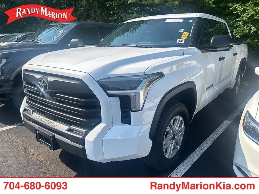2023 Toyota Tundra SR5 photo 1