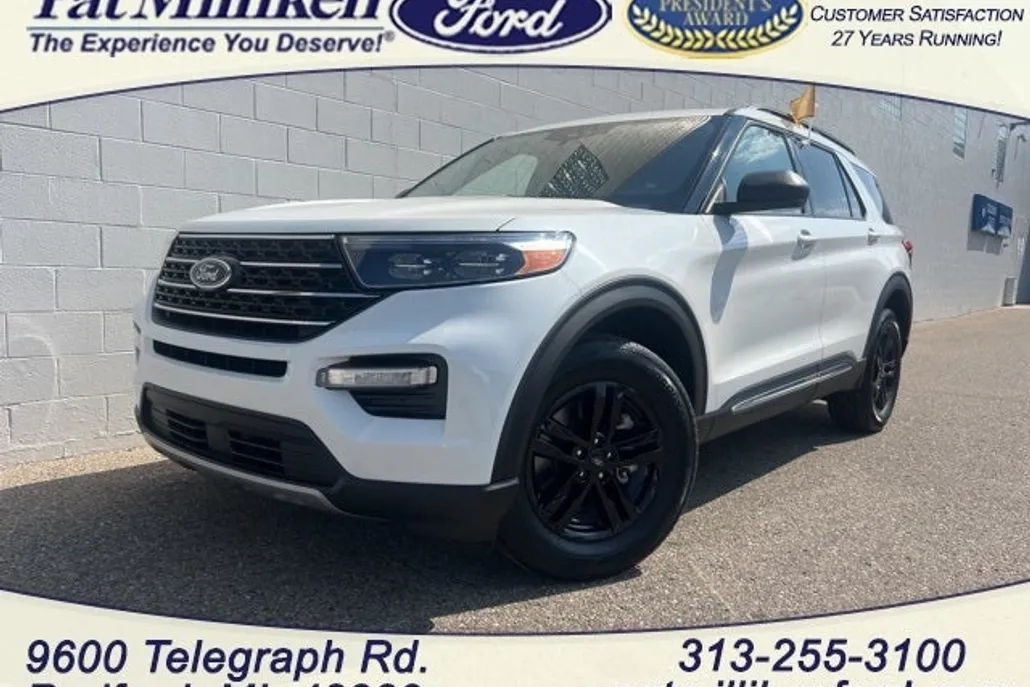 2023 Ford Explorer XLT photo 1