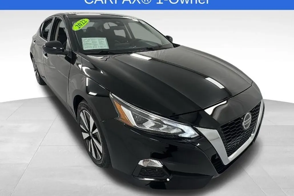 2022 Nissan Altima 2.5 SV photo 1