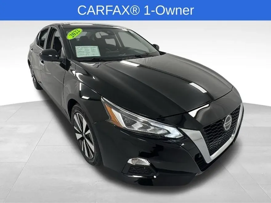 2022 Nissan Altima 2.5 SV photo 1