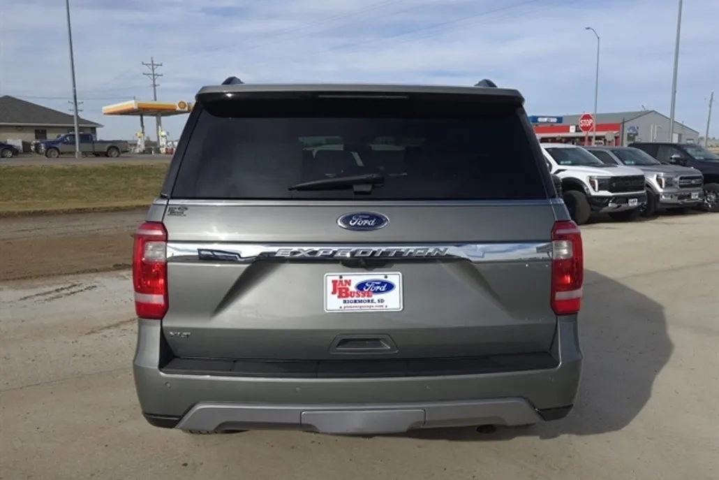 2019 Ford Expedition XLT photo 1