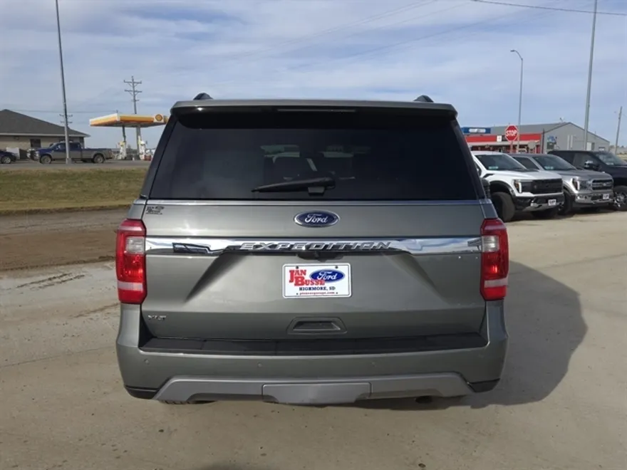 2019 Ford Expedition XLT photo 1
