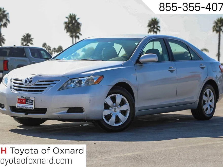 2007 Toyota Camry LE photo 1