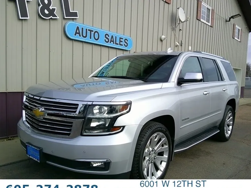 2017 Chevrolet Tahoe Premier photo 1