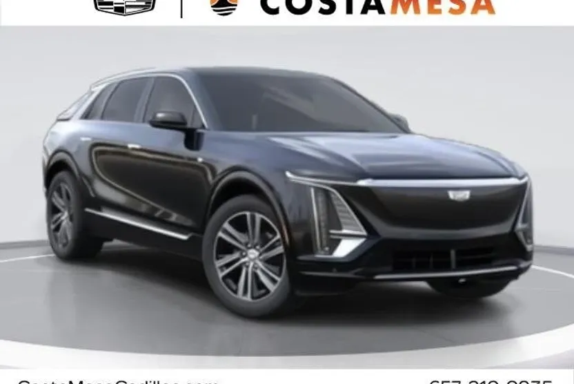 2025 Cadillac Lyriq Luxury photo 1