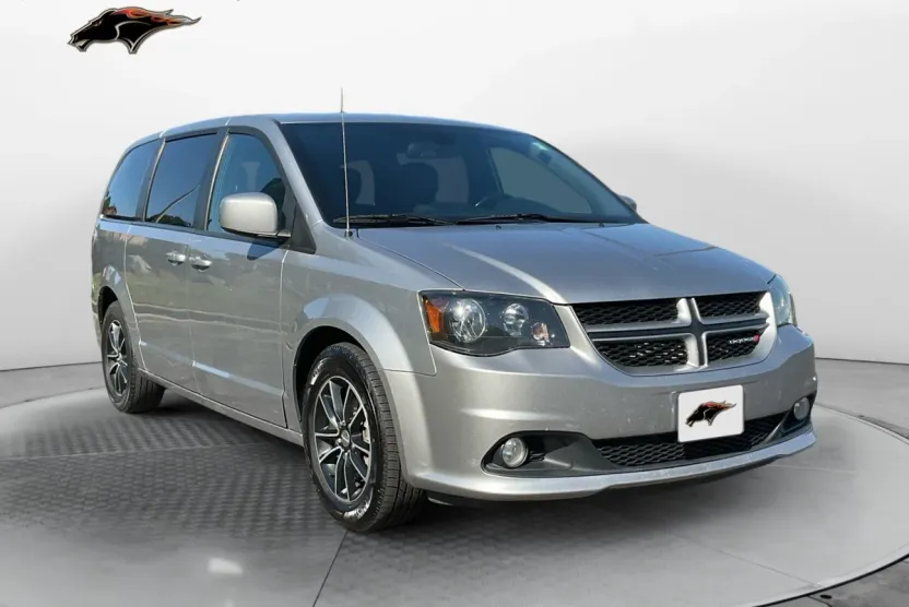 2019 Dodge Grand Caravan GT photo 1