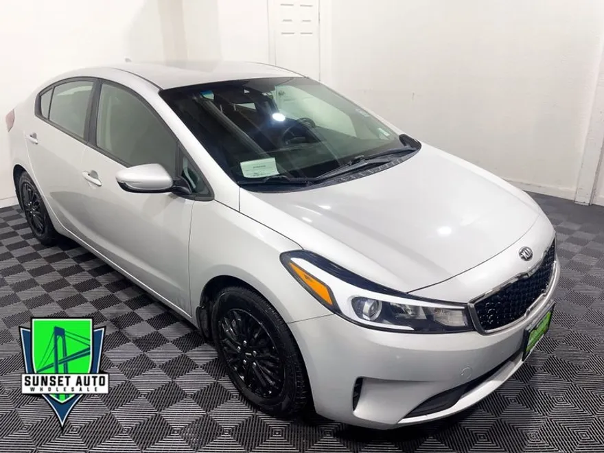 2018 Kia Forte LX Base photo 1