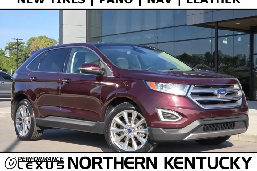 2018 Ford Edge Titanium photo 1