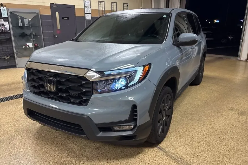 2023 Honda Passport EX-L photo 1