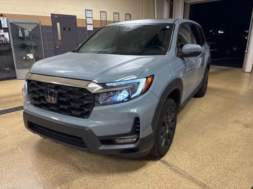 2023 Honda Passport EX-L photo 1