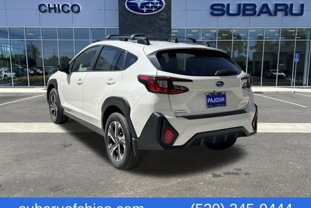 2025 Subaru Crosstrek Premium photo 1