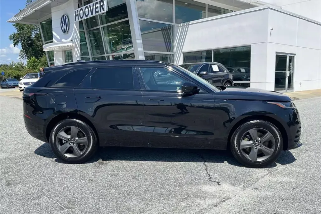 2025 Land Rover Range Rover Velar P250 Dynamic SE photo 1