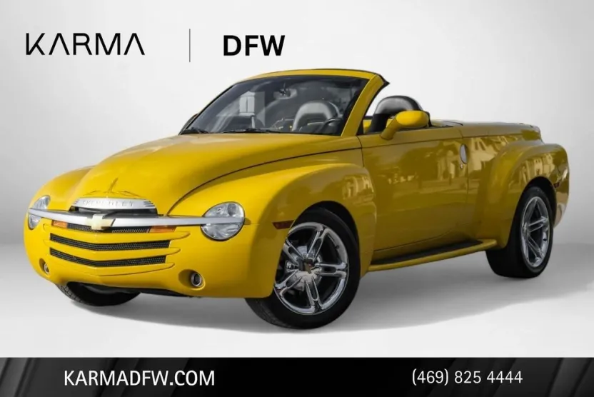 2005 Chevrolet SSR Base photo 1