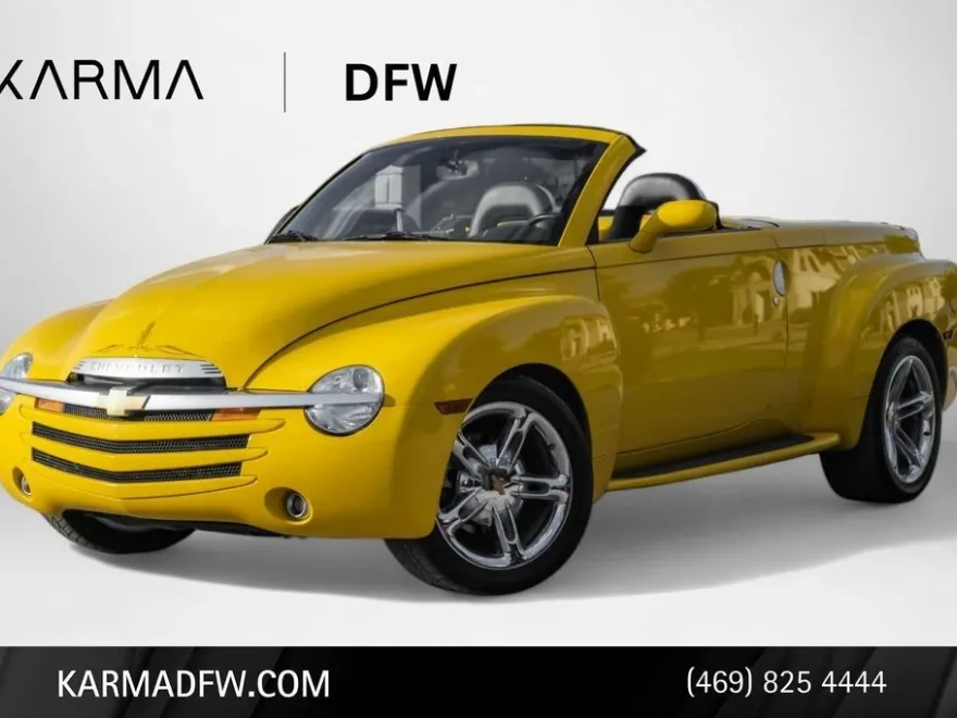 2005 Chevrolet SSR Base photo 1
