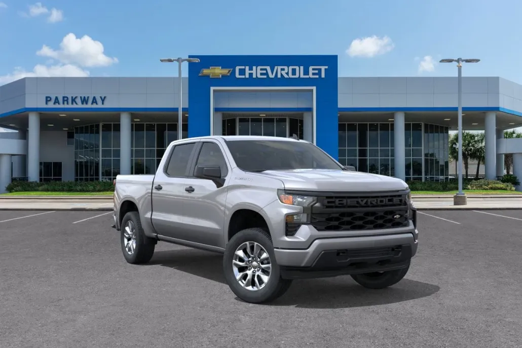 2026 Chevrolet Silverado 1500 Custom photo 1