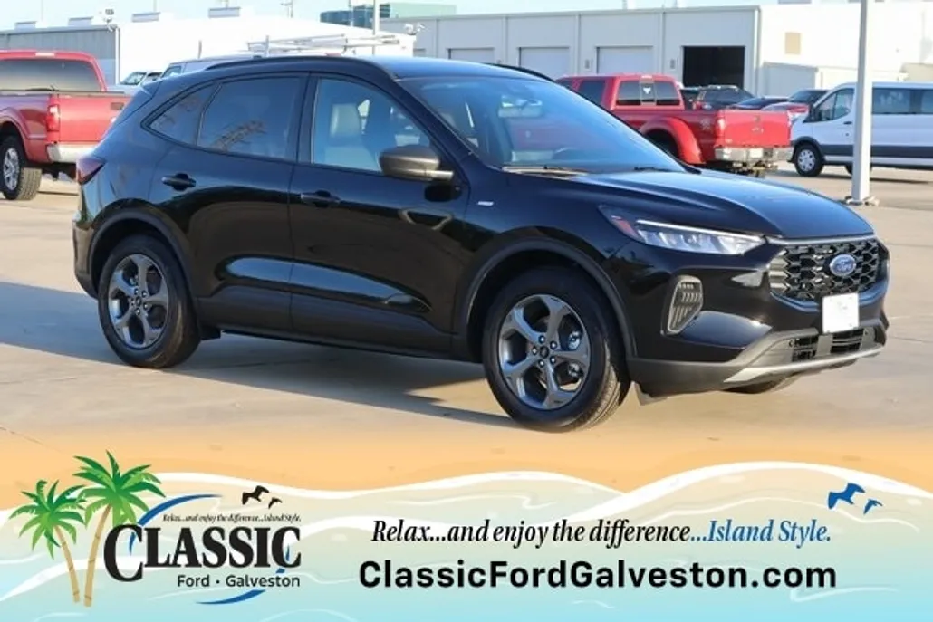 2025 Ford Escape ST-Line photo 1