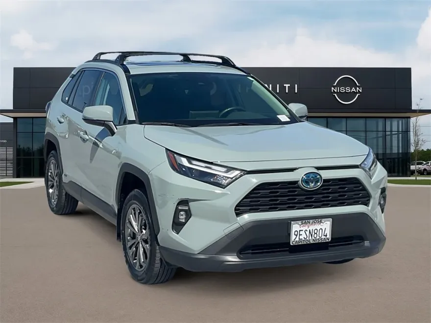 2023 Toyota RAV4 Hybrid XLE Premium photo 2