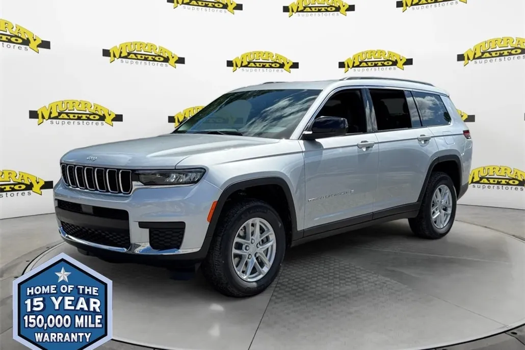 2025 Jeep Grand Cherokee Laredo photo 1