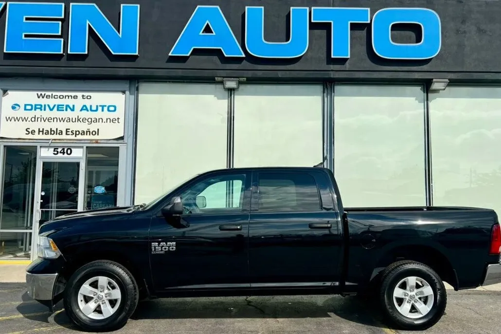 2023 Ram 1500 Classic SLT photo 1