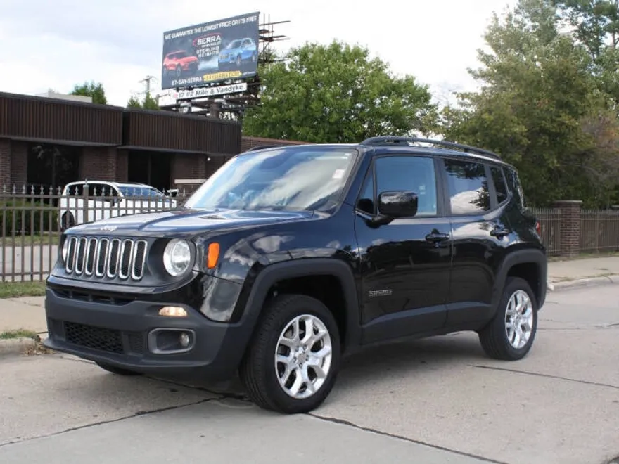 2016 Jeep Renegade Latitude photo 1