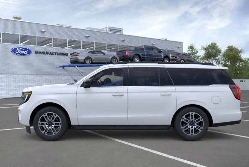 2025 Ford Expedition MAX photo 1