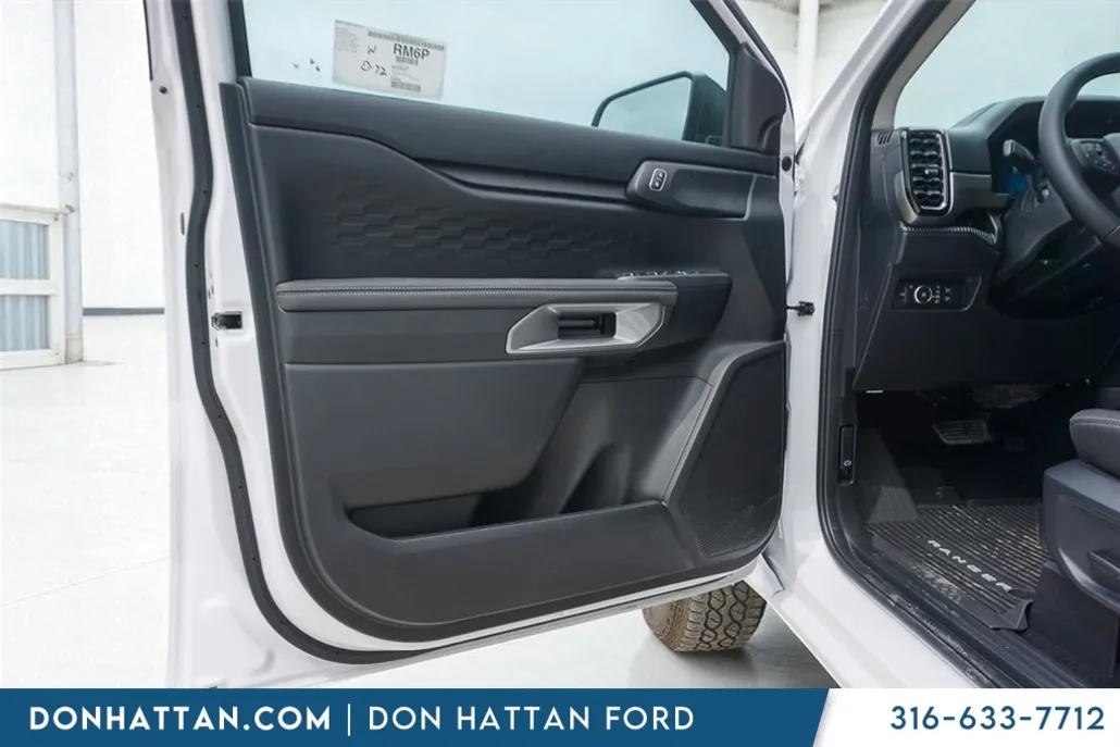 2025 Ford Ranger XLT photo 1