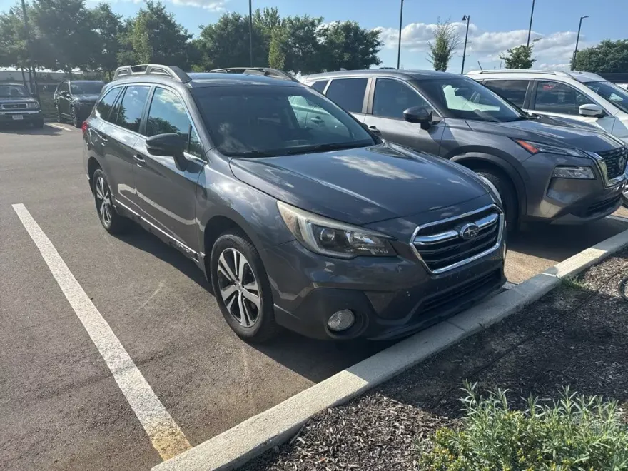 2018 Subaru Outback 2.5i Limited photo 1