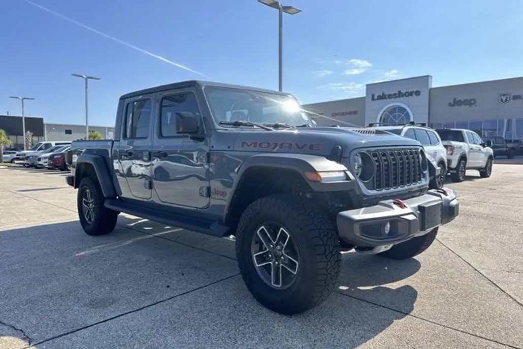 2024 Jeep Gladiator Mojave photo 1