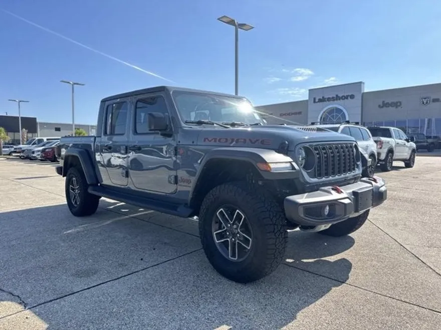2024 Jeep Gladiator Mojave photo 1