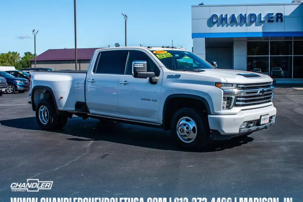 2021 Chevrolet Silverado 3500HD High Country photo 1
